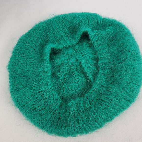 Green Handknit Tam Hat & Scarf - Picture 7 of 9
